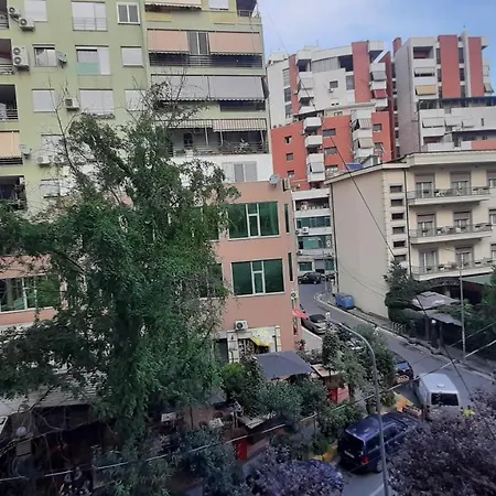 Διαμέρισμα Skandebeg Square